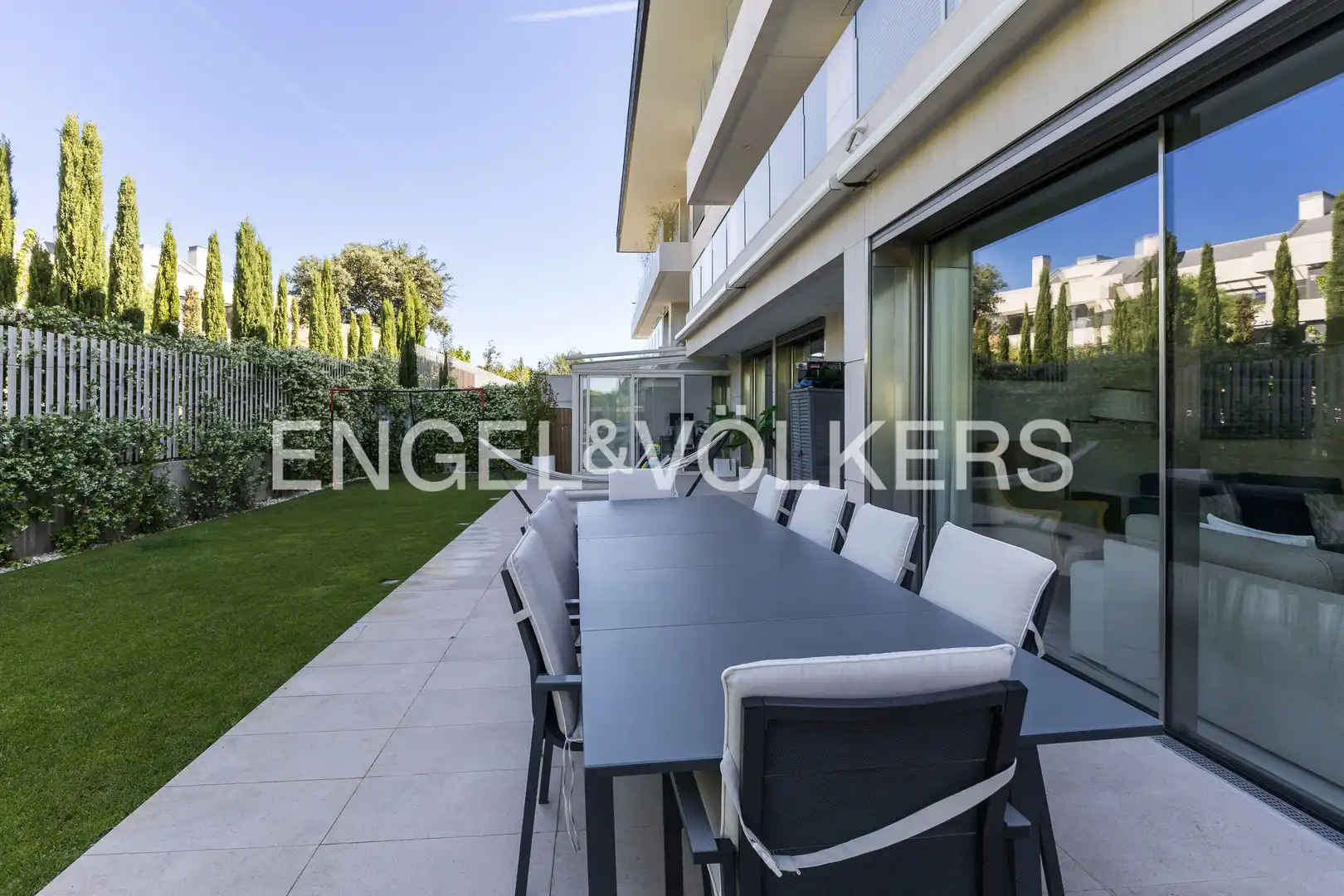 Terraza de Apartamento en venta en Pozuelo de Alarcón con Aire acondicionado, Calefacción y Jardín privado