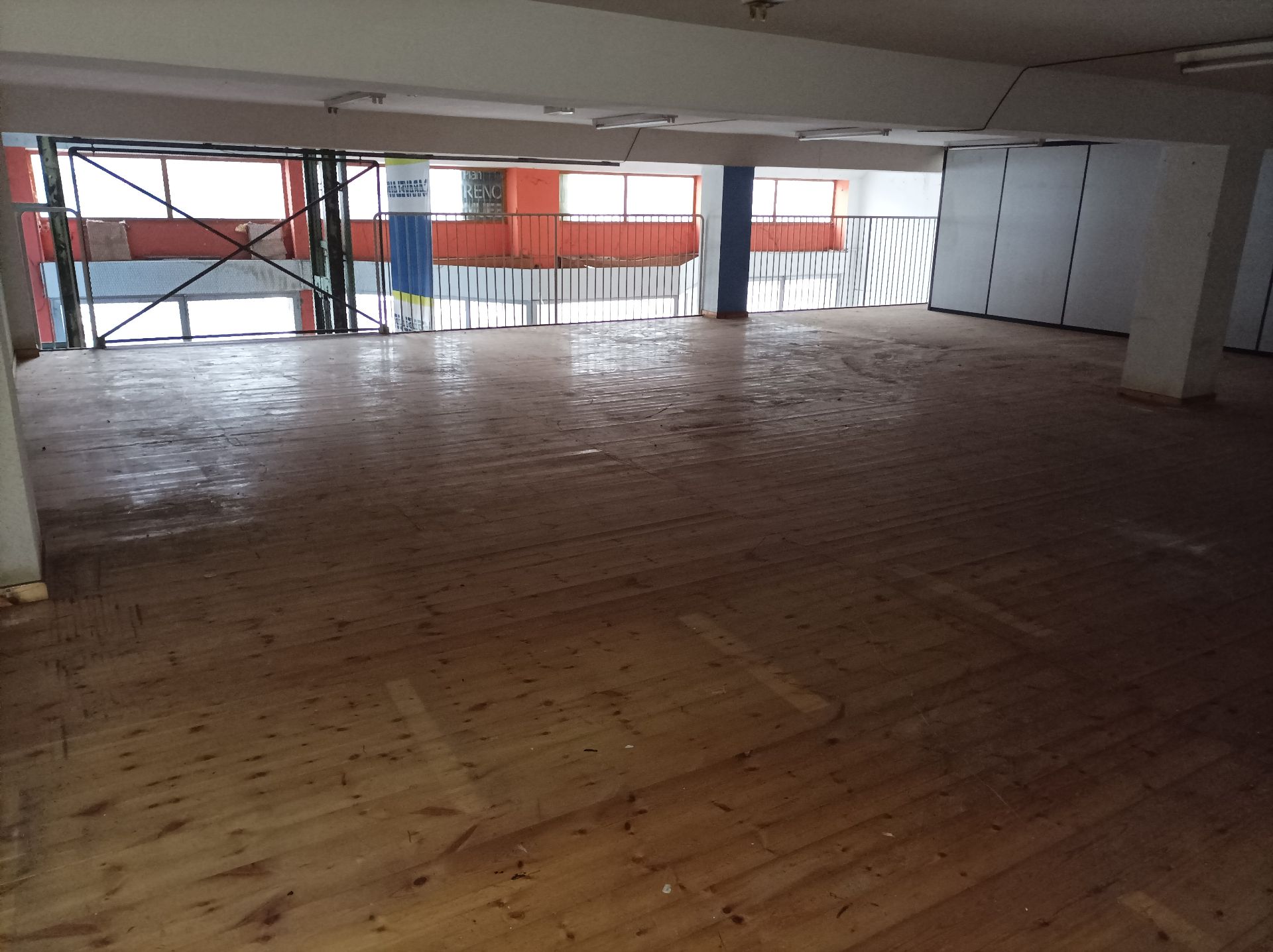 Nau industrial en venda en Torrelavega  amb Calefacció