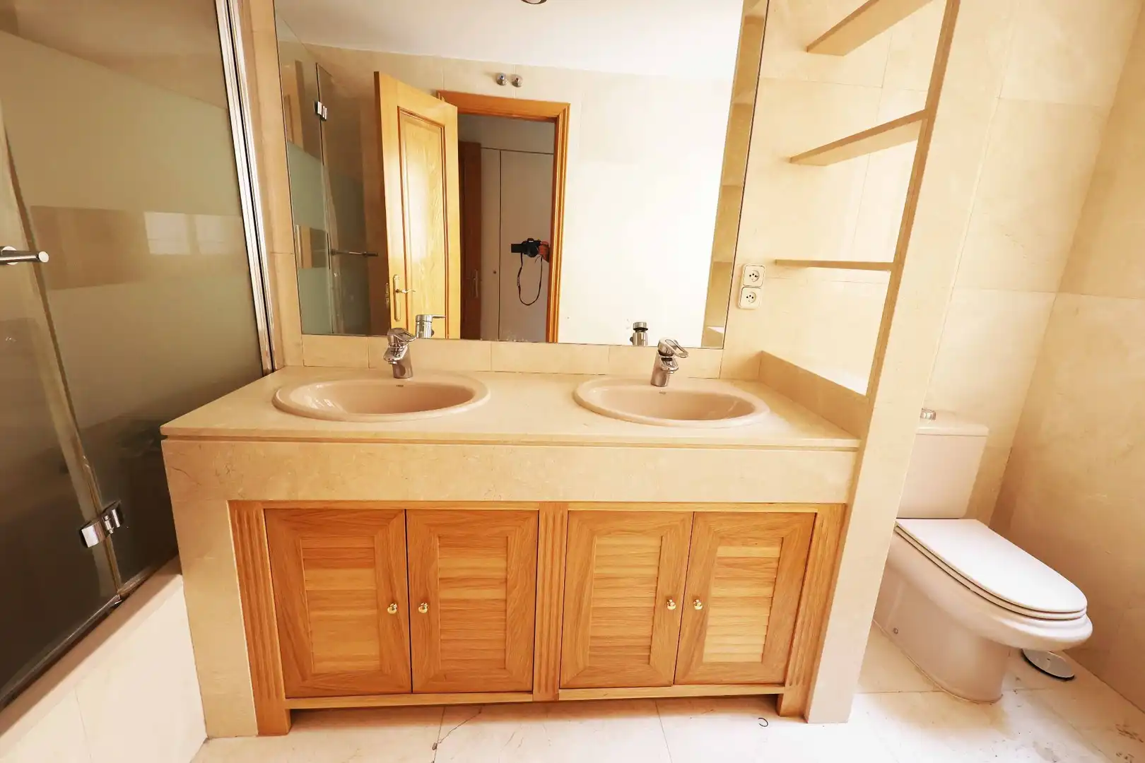 Baño de Dúplex en venta en El Escorial con Calefacción, Terraza y Piscina comunitaria
