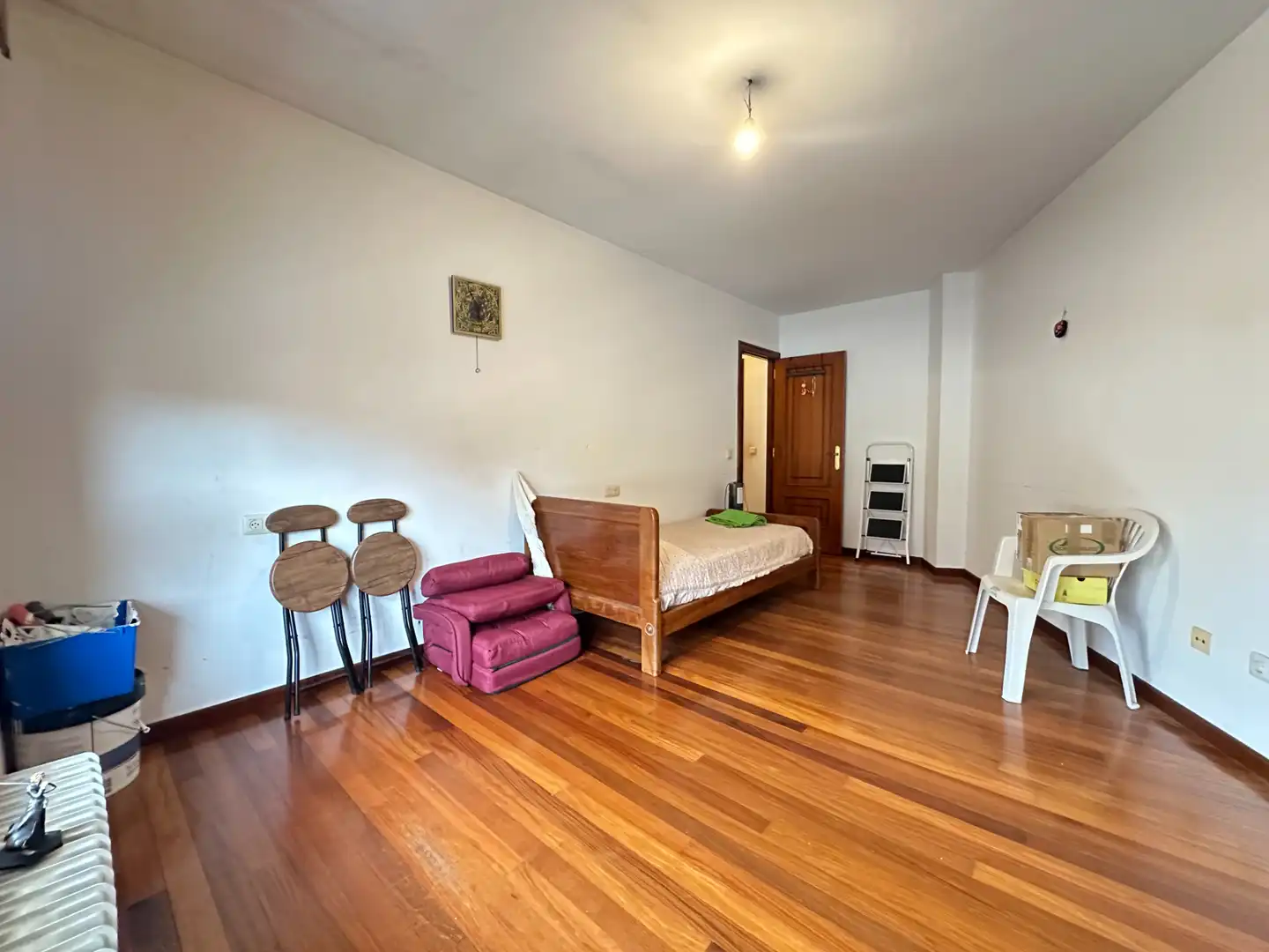 Schlafzimmer von Wohnung zum Verkauf in Bertamirans