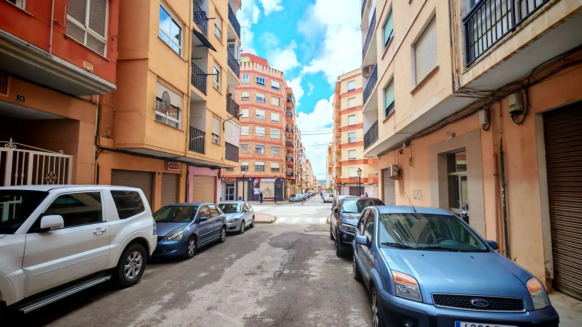 Vista exterior de Piso en venta en Requena