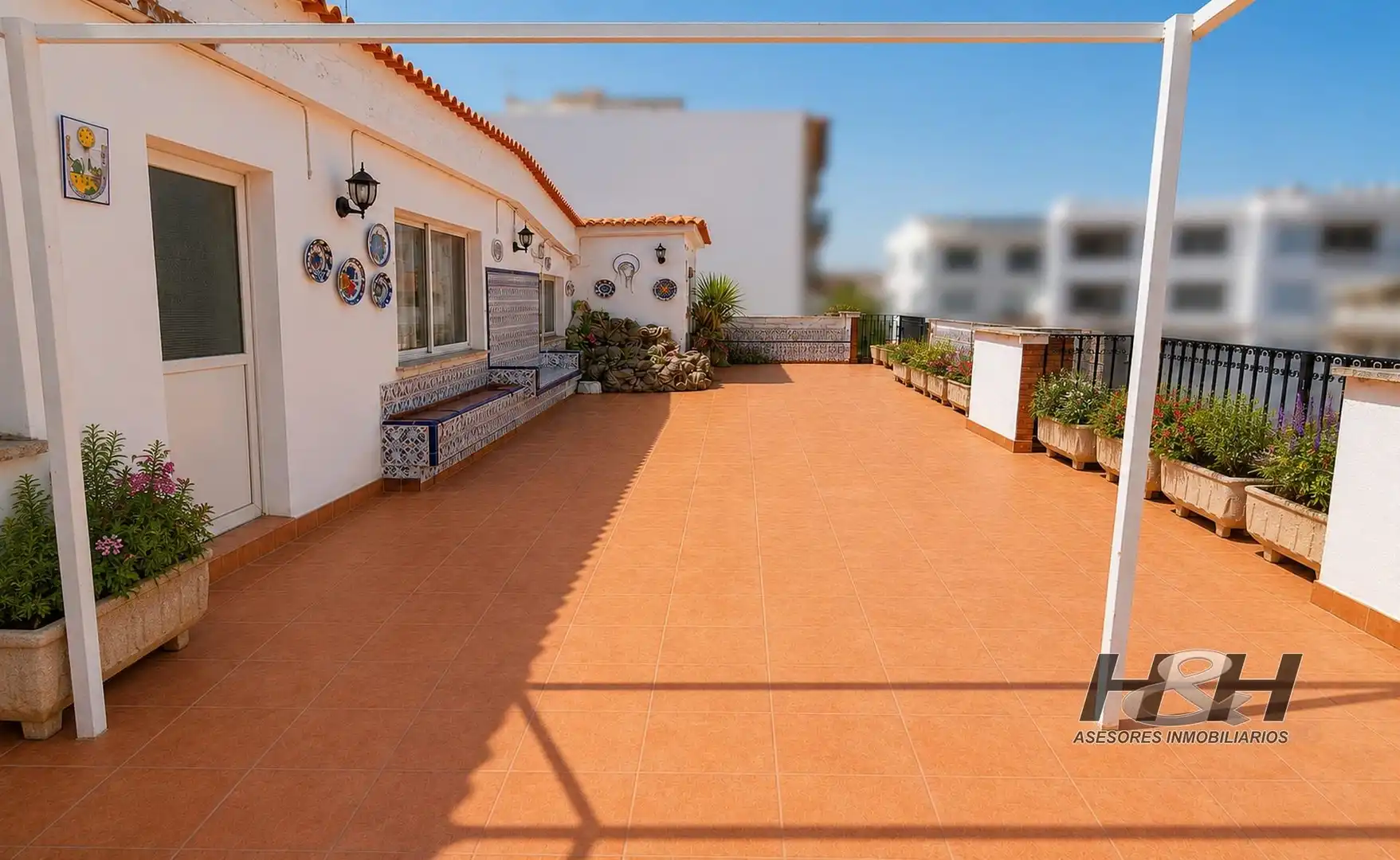 Casa amb terrassa en venda a Zona Concordia, imagen 2