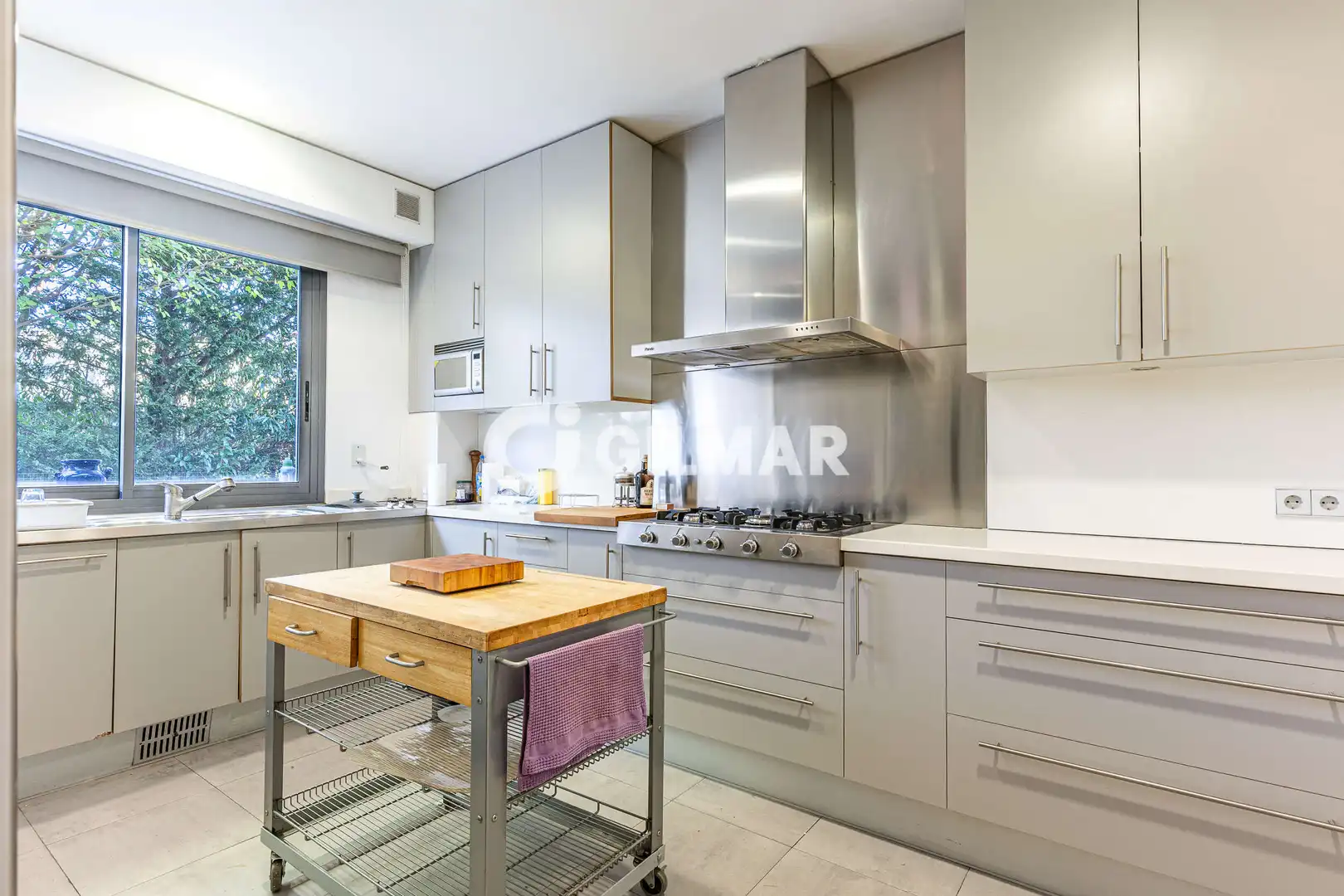 Cocina de Casa o chalet en venta en Las Rozas de Madrid con Calefacción, Jardín privado y Piscina