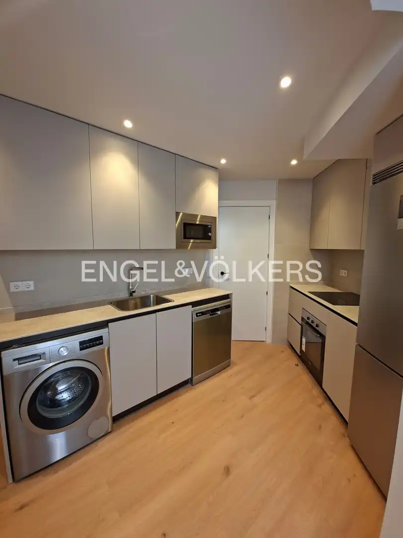 Kitchen of Flat for sale in Madrid  with Air Conditioner, Heating and Terrace