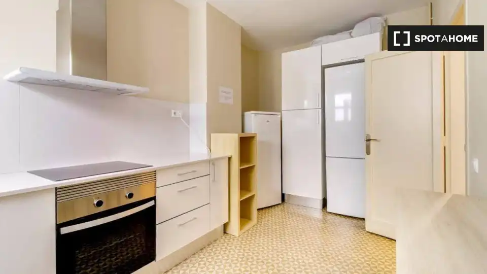 Cocina de Piso de alquiler en Barcelona con Aire acondicionado, Calefacción y Amueblado