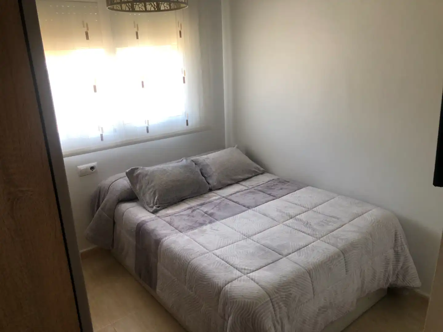 Schlafzimmer von Einfamilien-Reihenhaus zum Verkauf in Banyeres del Penedès mit Klimaanlage, Heizung und Privatgarten