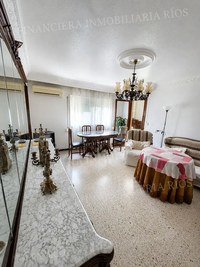 Living room of Flat for sale in Sevilla
