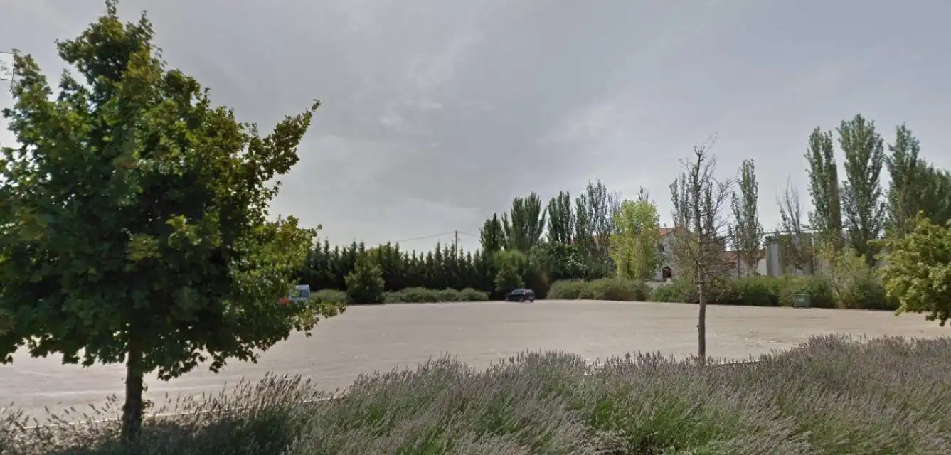Rustikales Grundstück zum Verkauf in c/ de nava, imagen 6