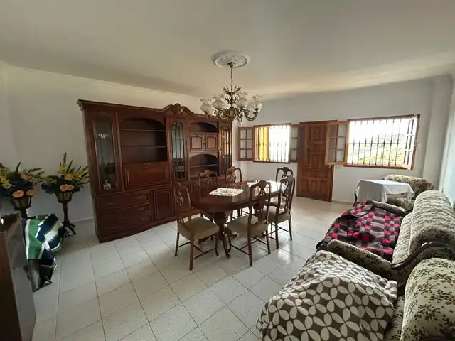 Menjador de Casa o xalet en venda en Las Palmas de Gran Canaria amb Jardí privat, Terrassa i Traster