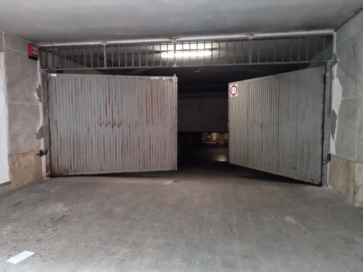 Parking for sale in FRANCISCO TARREGA 55