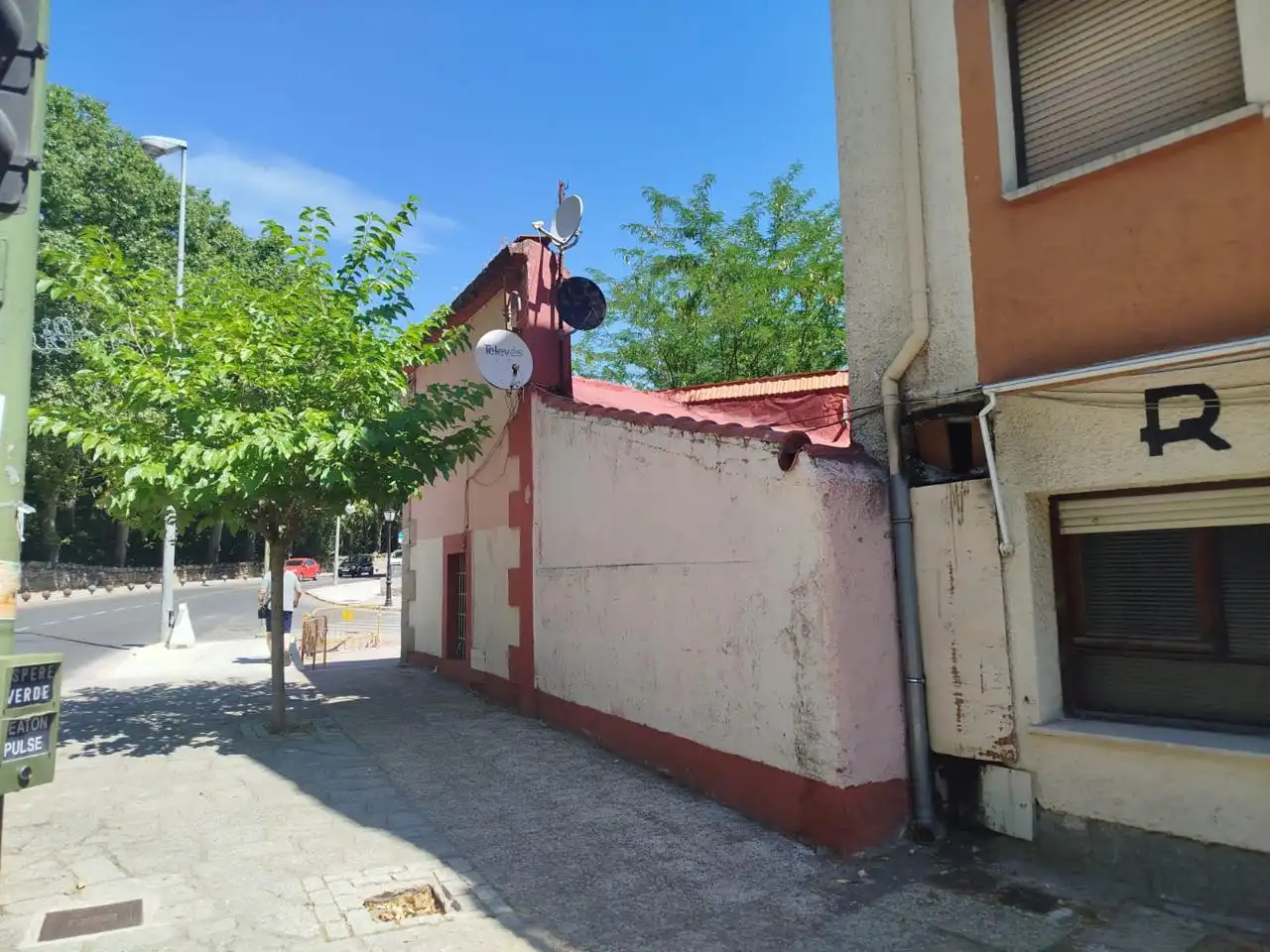 Terrenos y solares en venta en Avenida de los Reyes Católicos, imagen 5