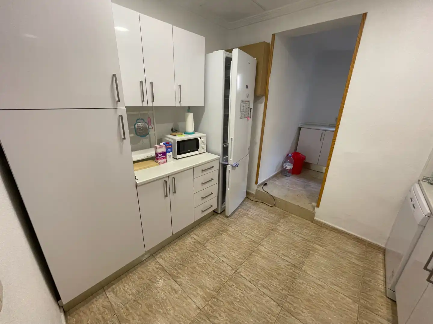 Cuina de Pis de lloguer en Murcia amb Aire condicionat, Calefacció i Moblat