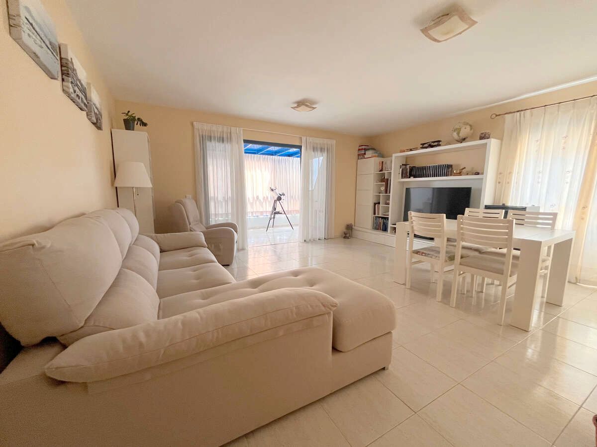 Living room of Apartment for sale in Teguise  with Terrace and Furnished