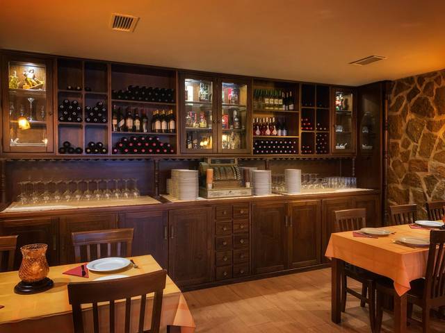 Local comercial en Alquiler en Calle Rubén Darío, 26D en Norte - Blanca Paloma