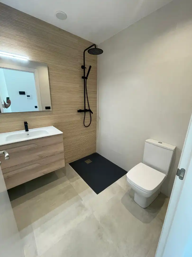 Bathroom of Attic for sale in Zaidín