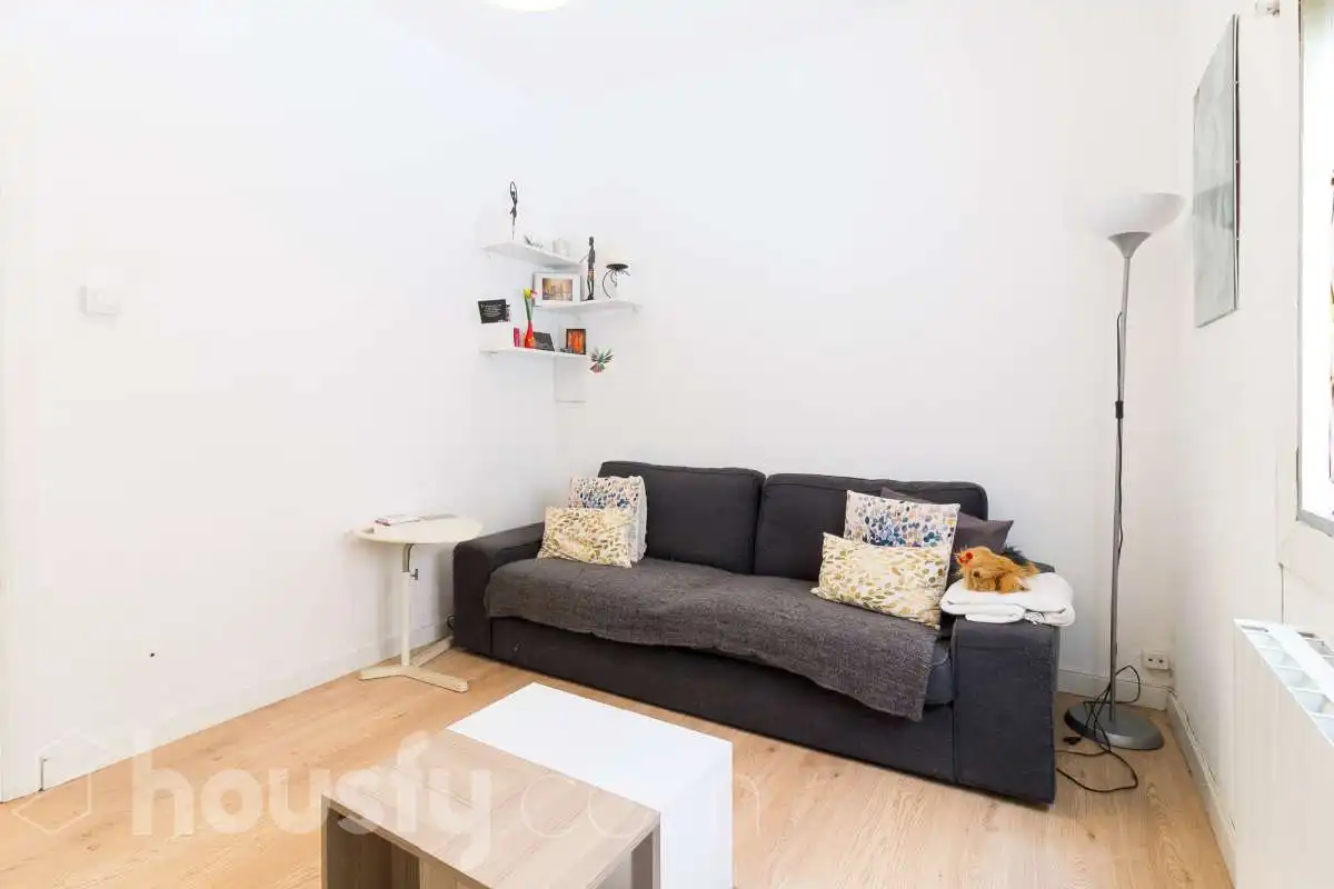 Wohnzimmer von Erdgeschoss zum Verkauf in Barcelona mit Heizung, Parkett und Terrasse