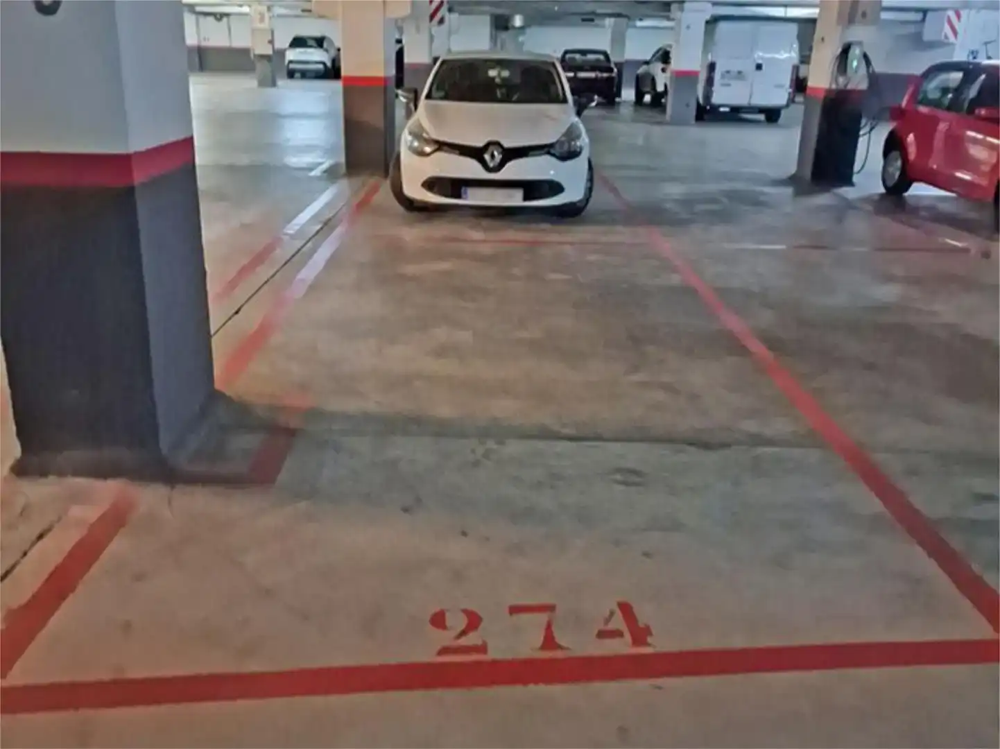 Parking de Garaje de alquiler en Badalona