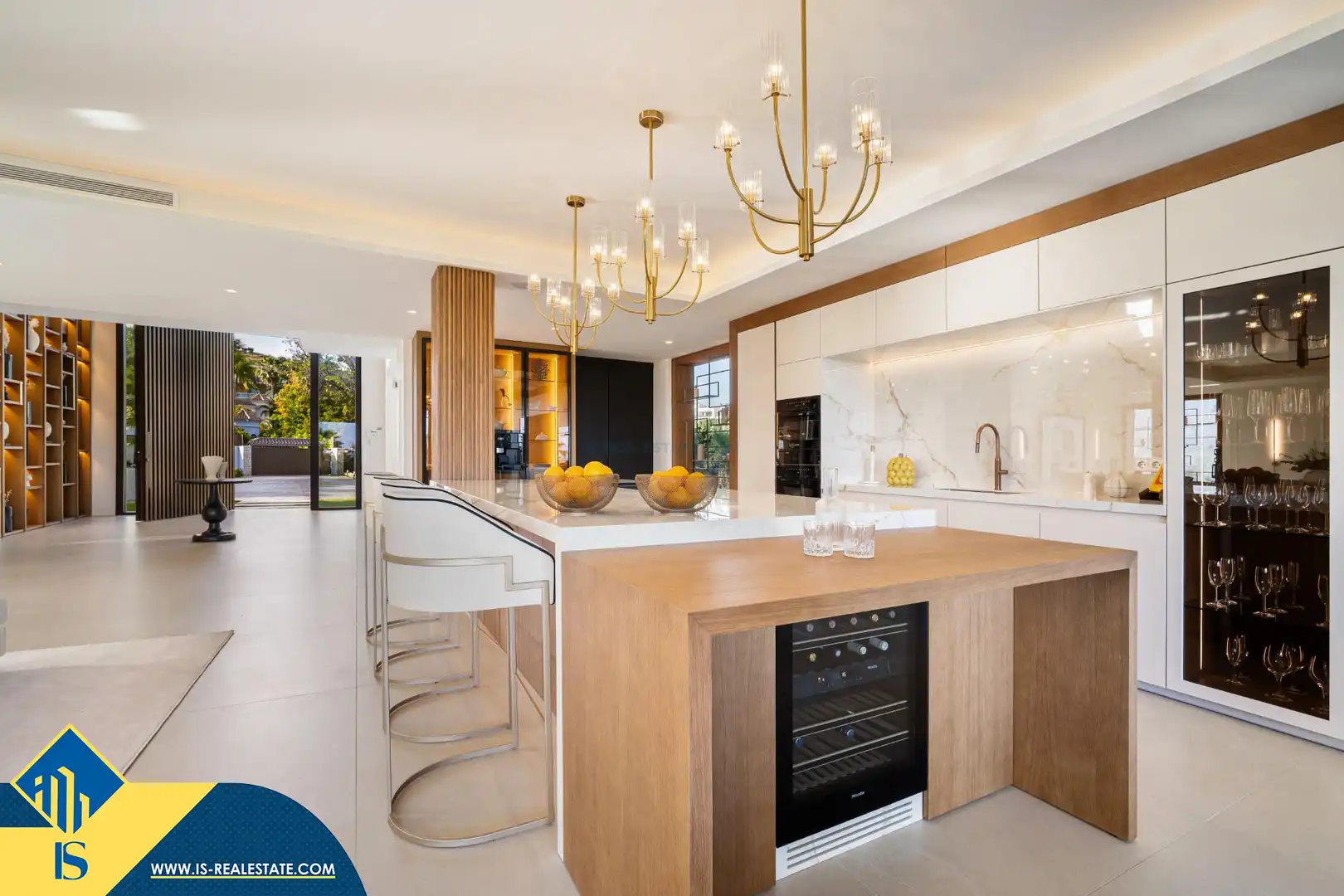 Chalet con piscina en venta en Nueva Andalucía, imagen 5
