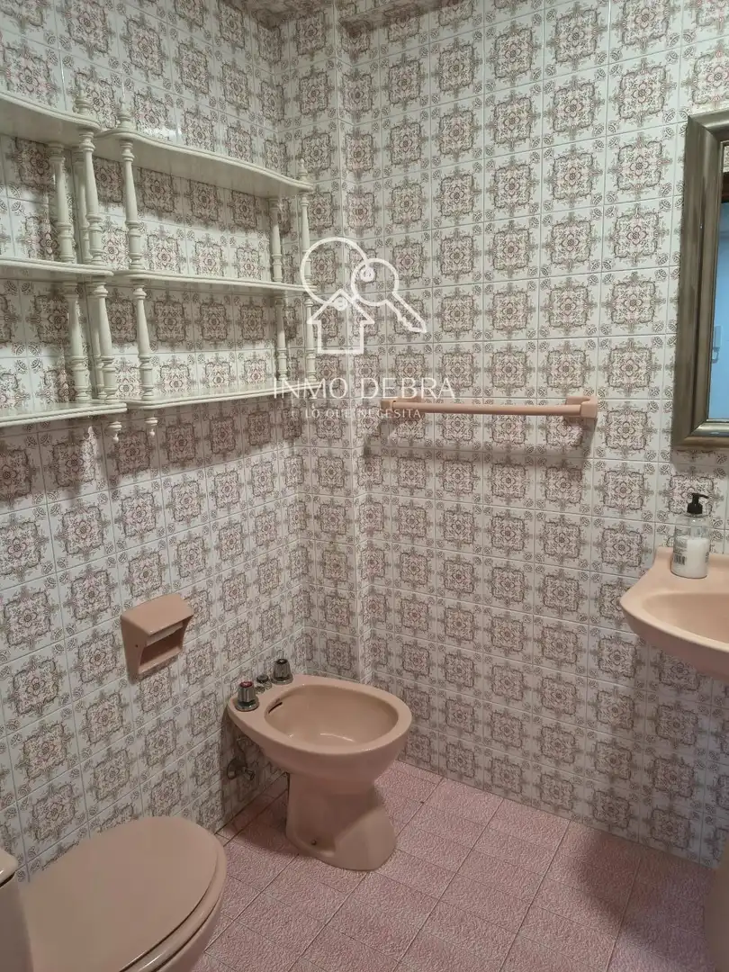 Badezimmer von Wohnung zum Verkauf in Cudillero mit Parkett, Terrasse und Möbliert