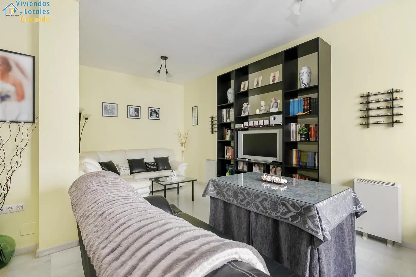 Houses for sale in Calle ZAMORA, Campus de la Salud