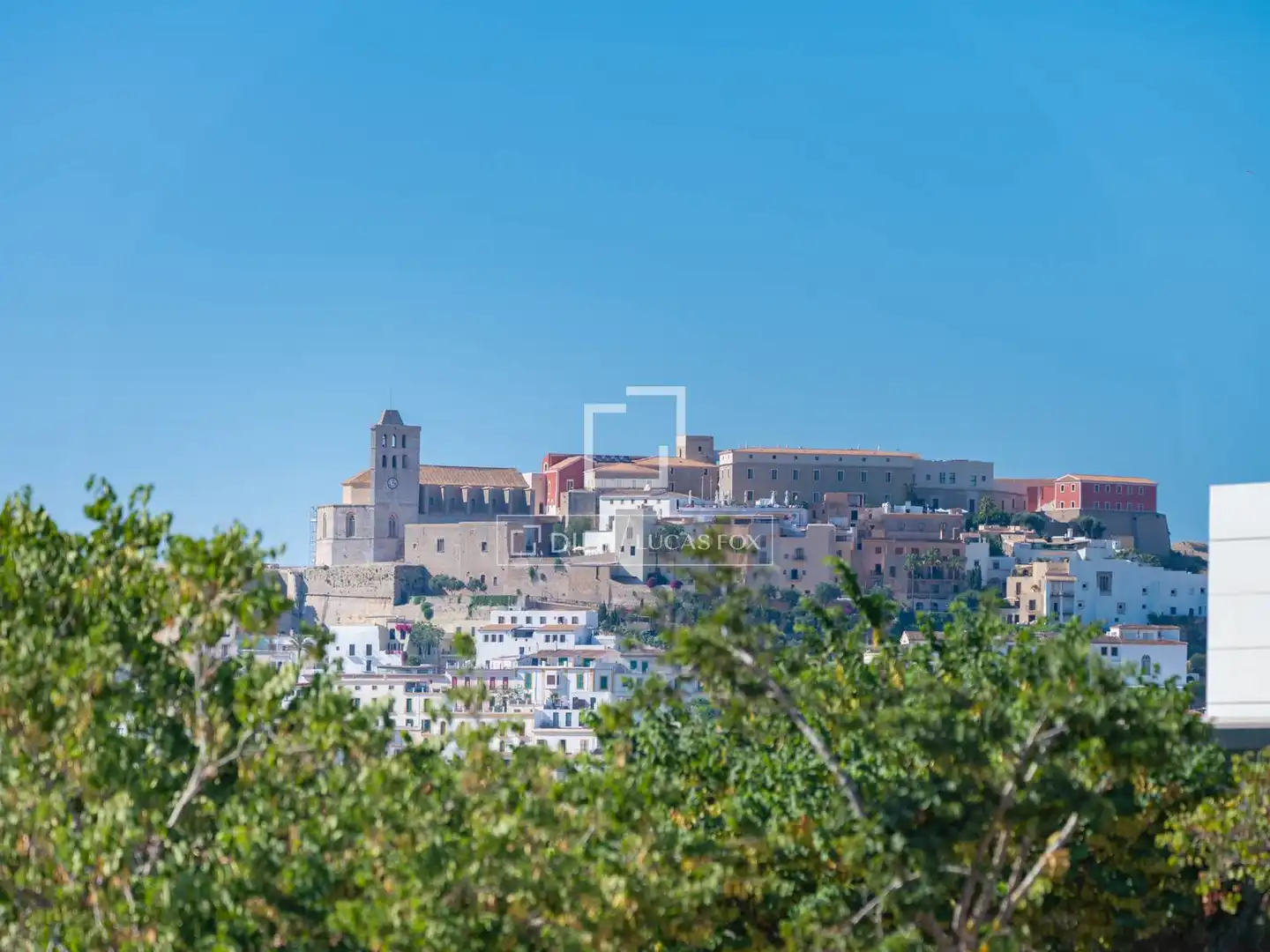 Vista exterior de Piso en venta en Santa Eulària des Riu con Aire acondicionado, Calefacción y Terraza