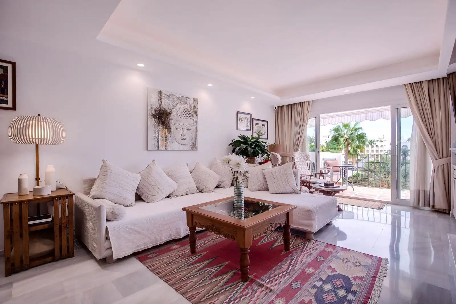 Wohnzimmer von Maisonette zum Verkauf in Marbella mit Klimaanlage, Terrasse und Abstellraum
