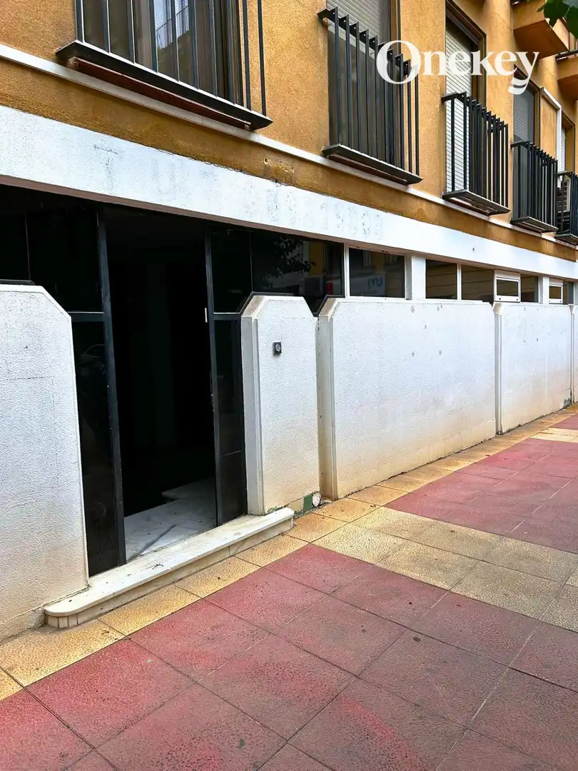 Business premises for sale in Sur, imagen 10