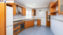 Kitchen of Single-family semi-detached for sale in  Granada Capital  with Air Conditioner, Heating and Terrace