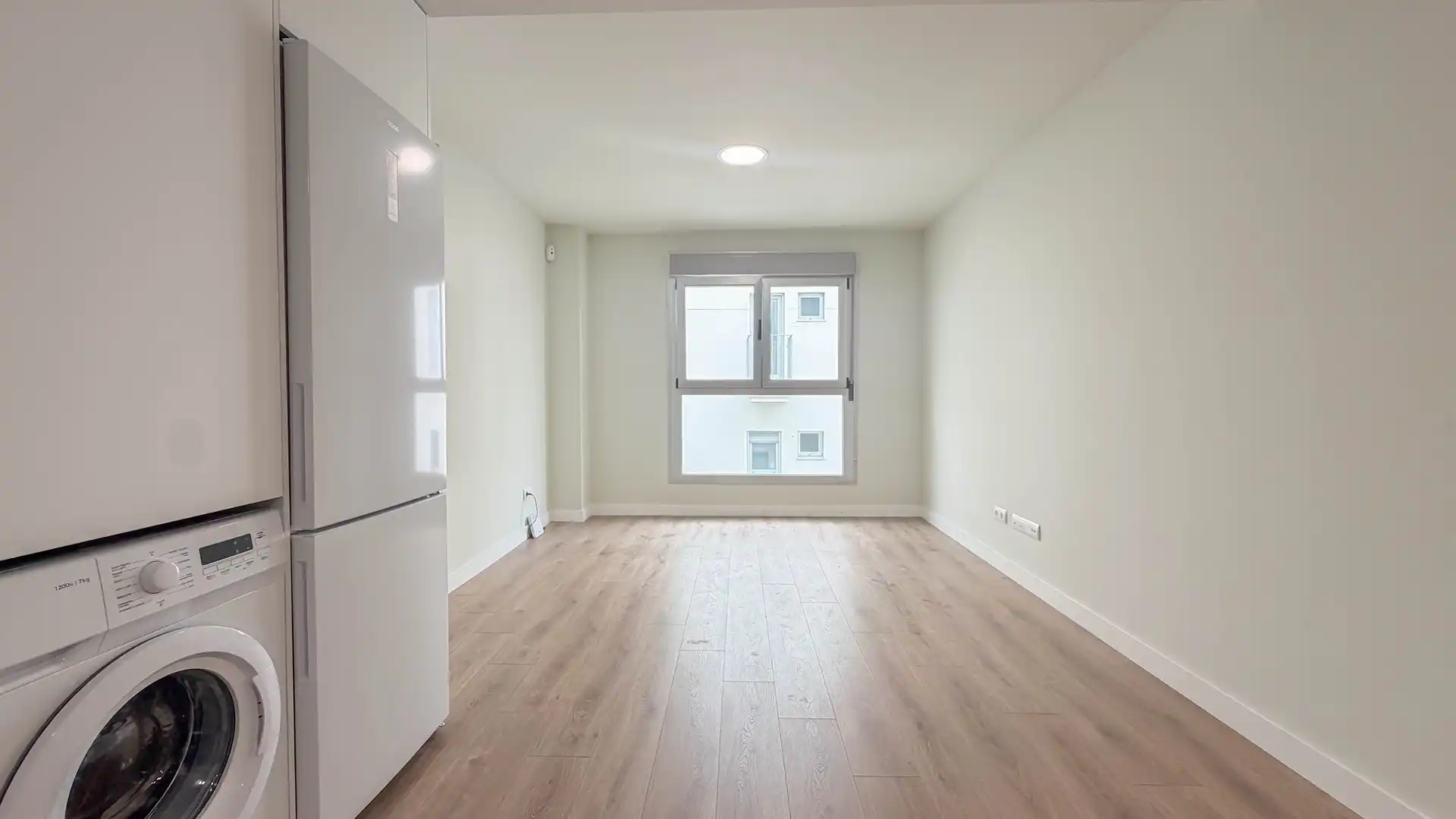 Sala de estar de Piso de alquiler en Las Palmas de Gran Canaria con Jardín privado, Trastero y Piscina