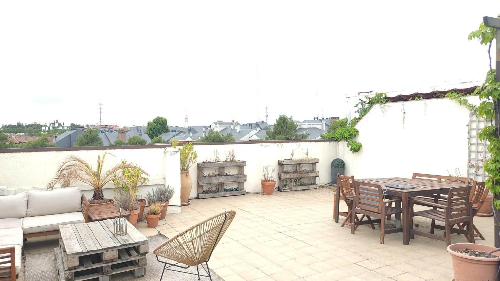 Terrace of Attic to rent in Pozuelo de Alarcón  with Air Conditioner, Heating and Private garden