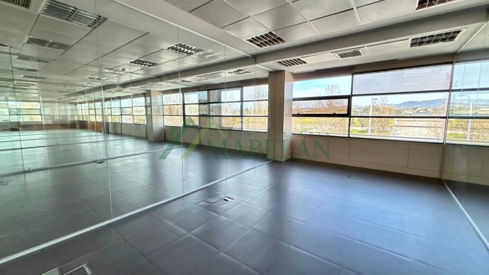Oficina con ascensor en venta en El Pinar - Punta Galea, imagen 11