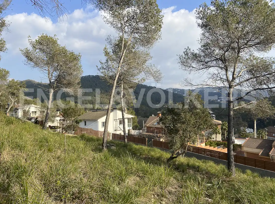 Terreno residencial en venta en Canyelles, imagen 2