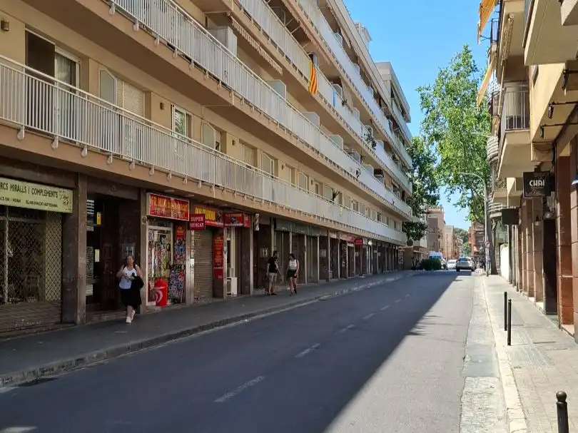 Pis amb ascensor en venda a Forncdel Vidre 19