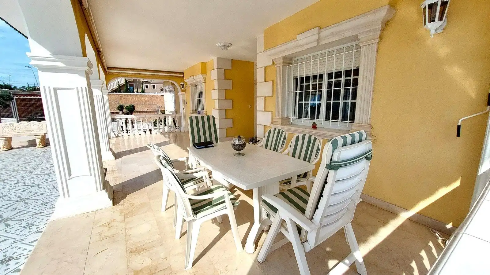 Chalet con terraza en venta en Los Balcones - Los Altos, imagen 6