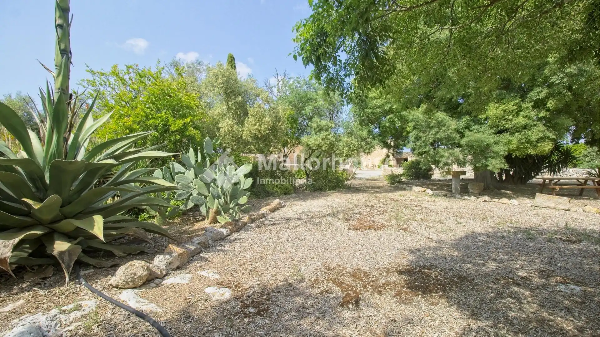 Country homes for sale in Ariany  with Air Conditioner, Private garden and Terrace
