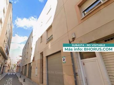 Local comercial en venda a Sarda 35
