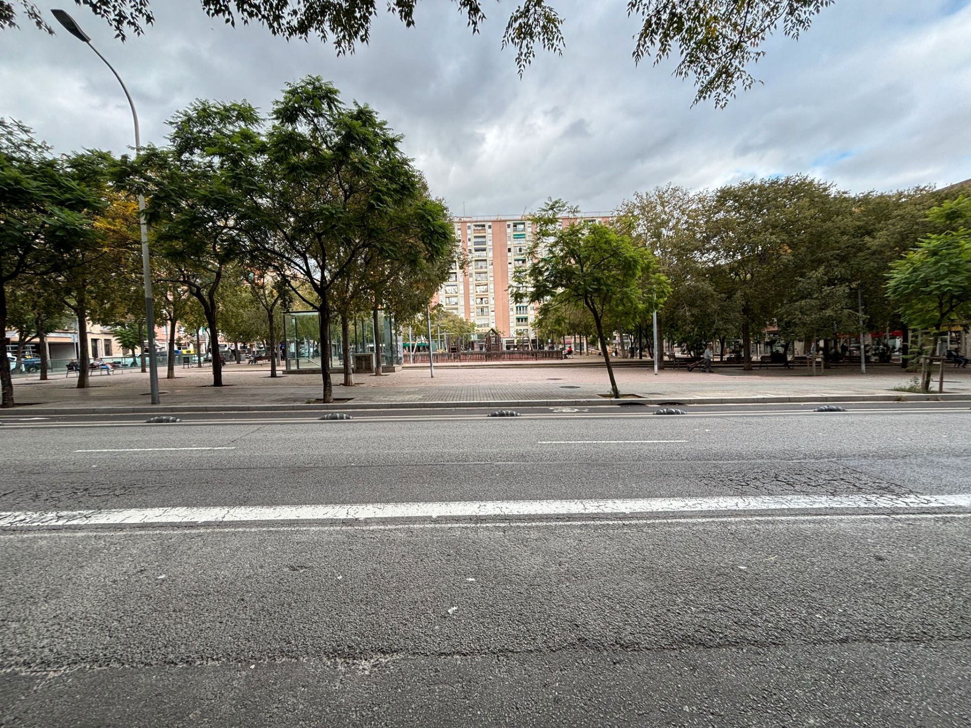 Local de lloguer a Plaça de Garrigó, 21, Vilapicina i la Torre Llobeta, Nou Barris