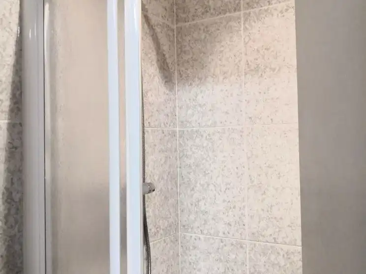 Bathroom of Commercial properties for rent in Loiu  with Air Conditioner, Heating and Furnished