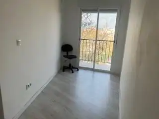 Habitación de Apartamento en venta en Reus con Parquet, Amueblado y Balcón