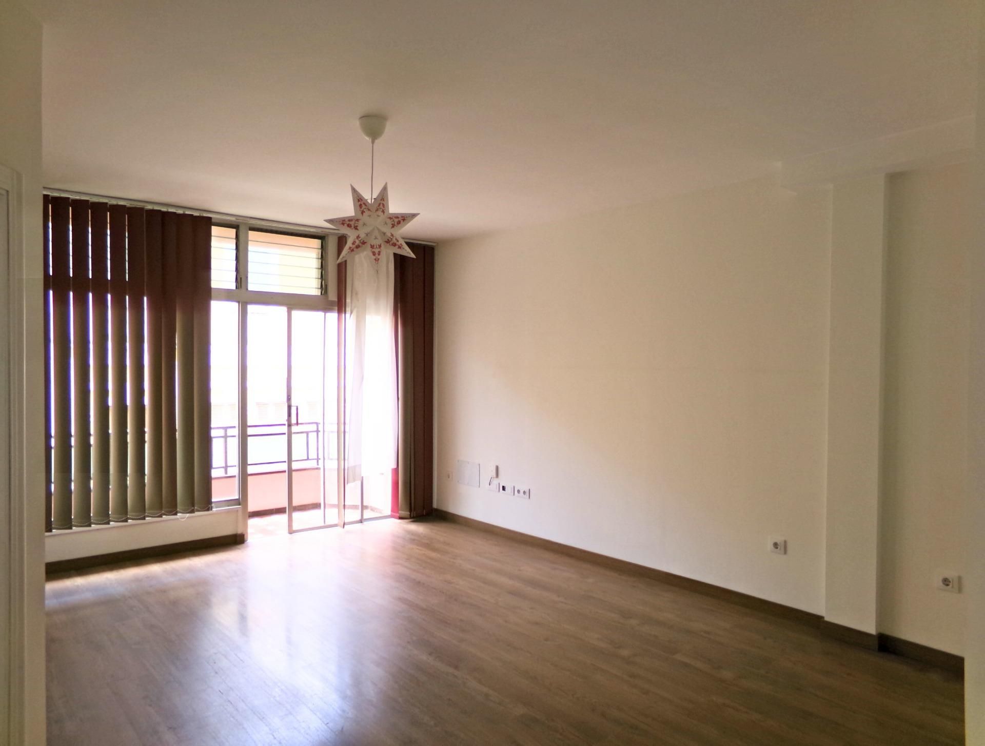Bedroom of Flat for sale in Las Palmas de Gran Canaria  with Storage room and Balcony
