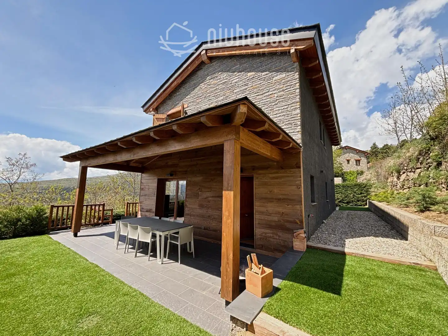 Terraza de Casa o chalet en venta en Enveitg