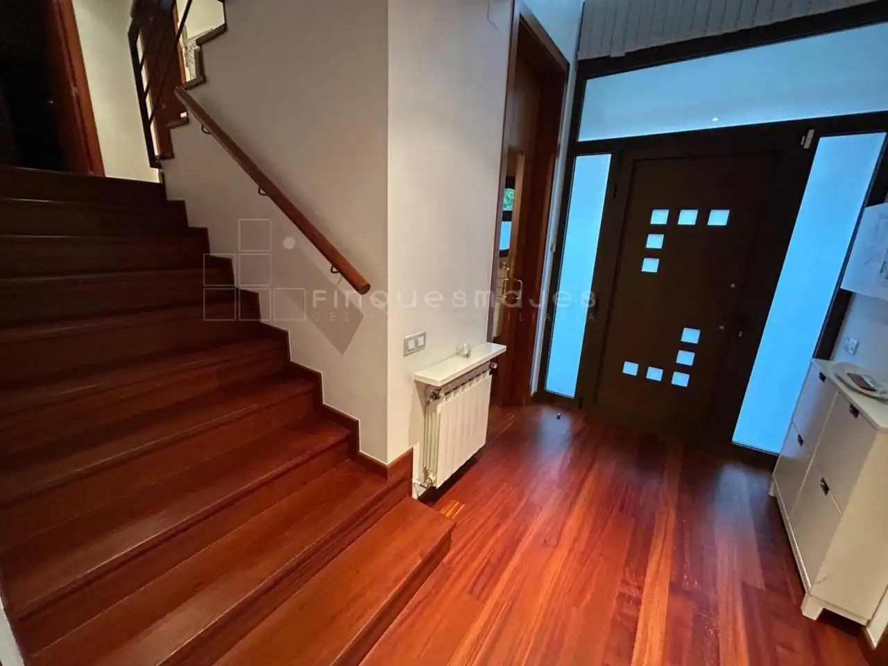 Houses for sale in Castelldefels  with Air Conditioner, Heating and Private garden