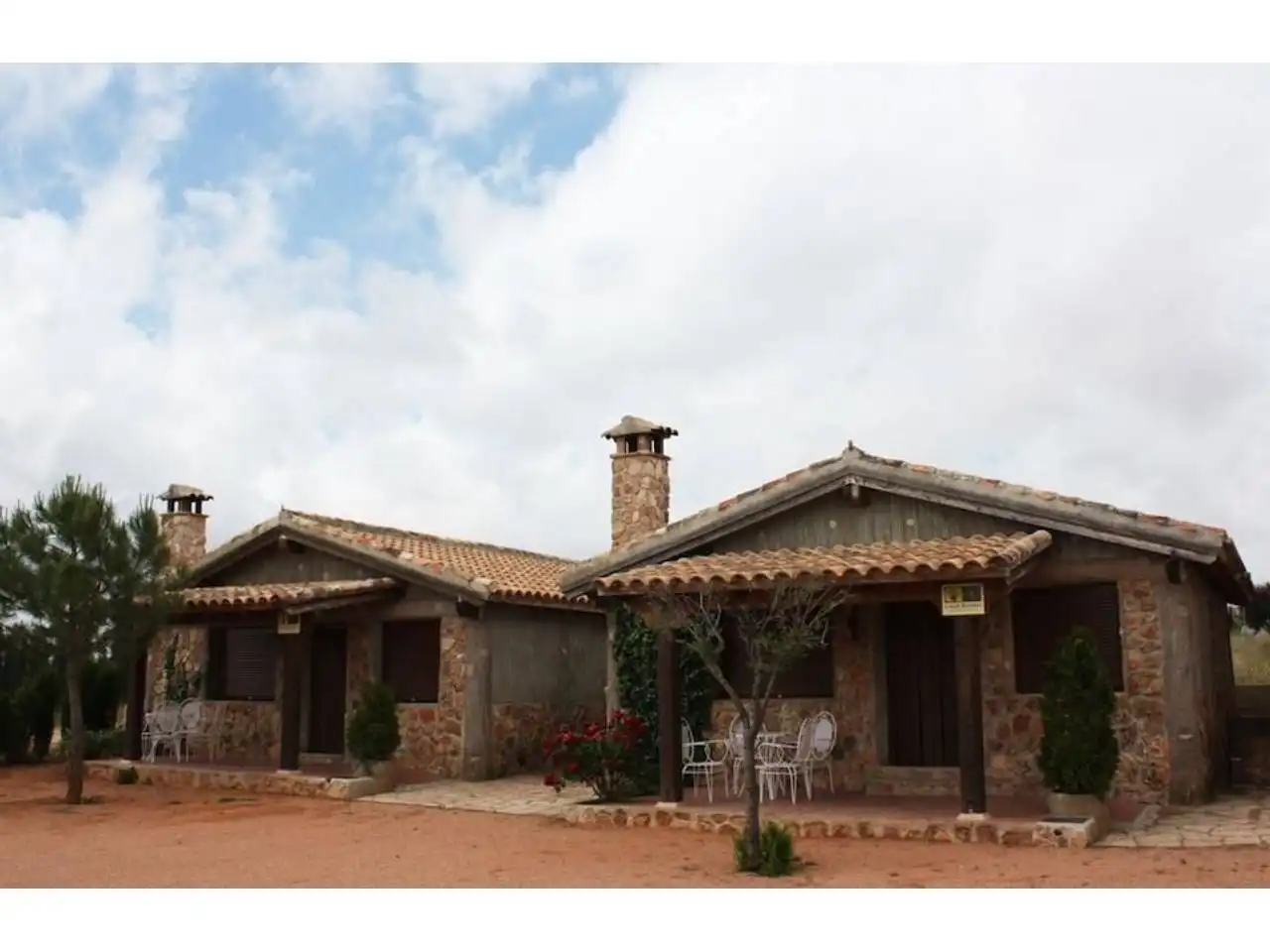 Chalet con piscina en venta en Calle Ctra Lagunas de Ruidera 0.9