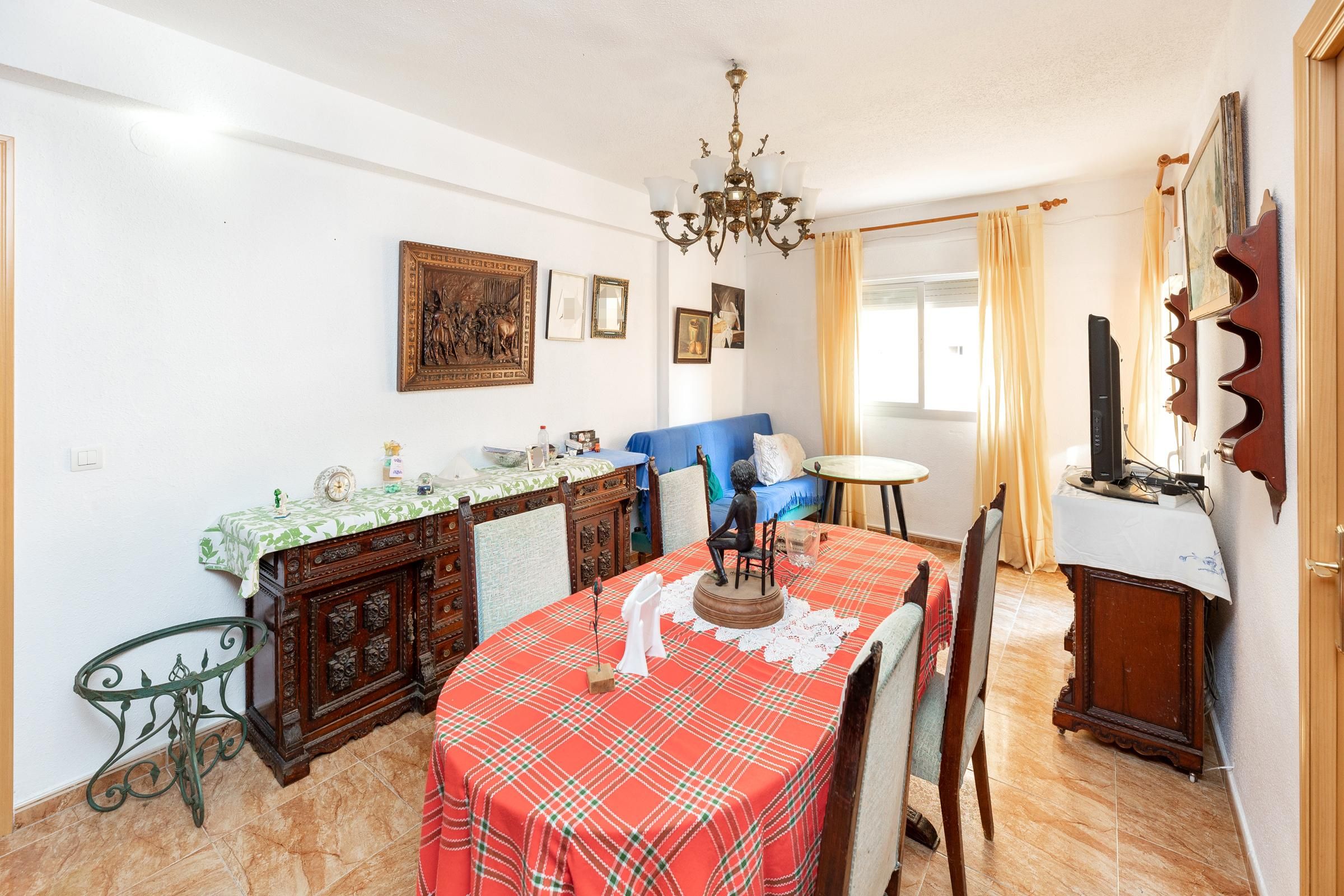 Dining room of Apartment for sale in  Granada Capital