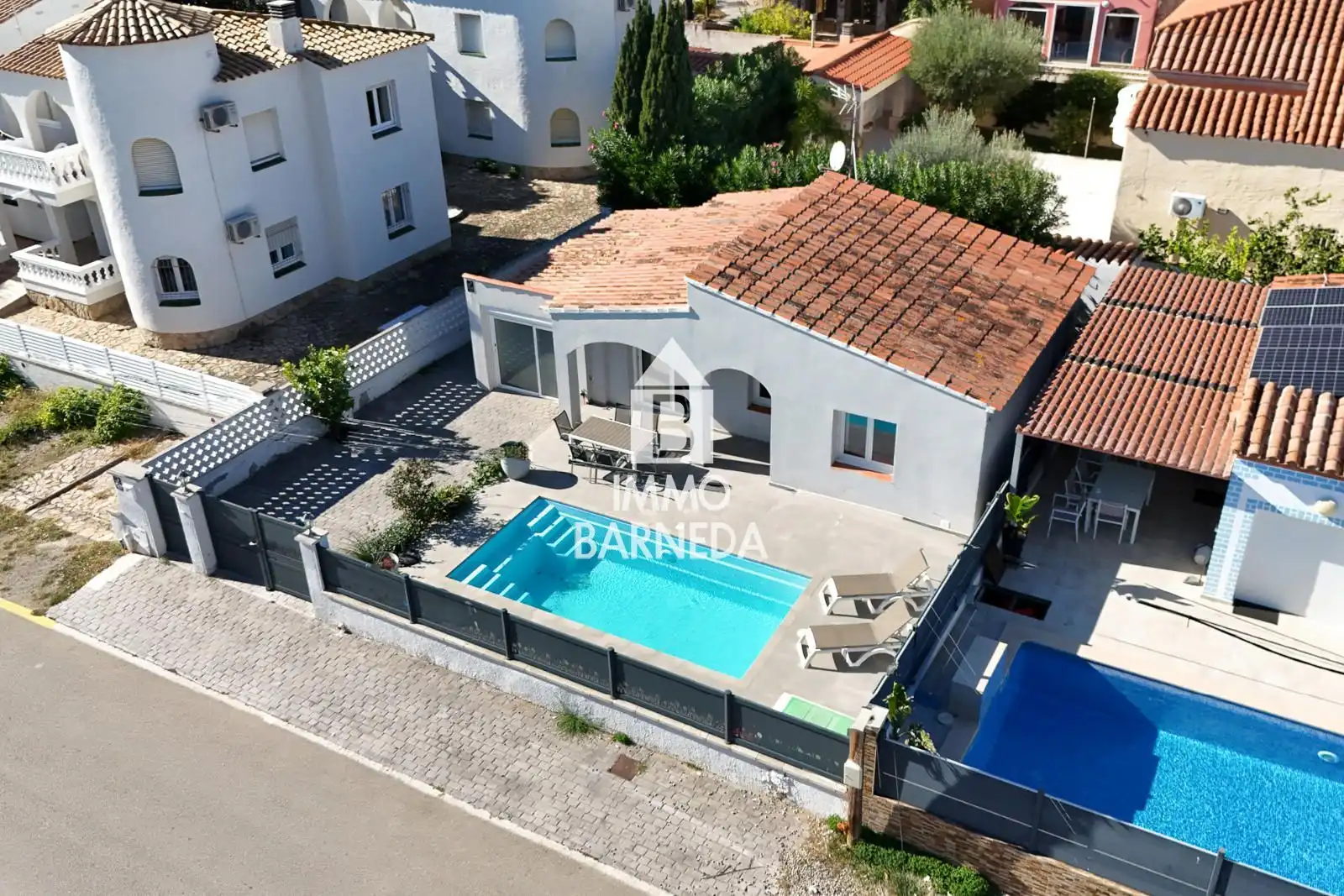 Vista exterior de Casa o chalet en venta en Empuriabrava con Aire acondicionado, Calefacción y Jardín privado