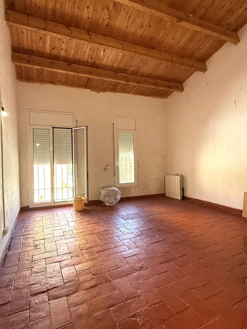 Sala d'estar de Casa o xalet en venda en Sant Boi de Llobregat amb Aire condicionat, Terrassa i Traster
