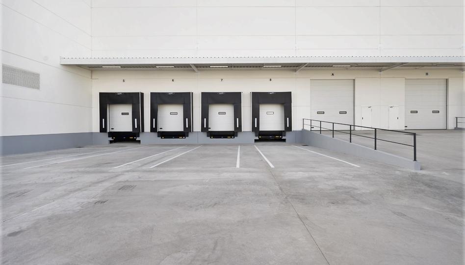 Photo 1 of Industrial buildings to rent in Calle Batalla de Tesalia, 37, El Cañaveral, Madrid