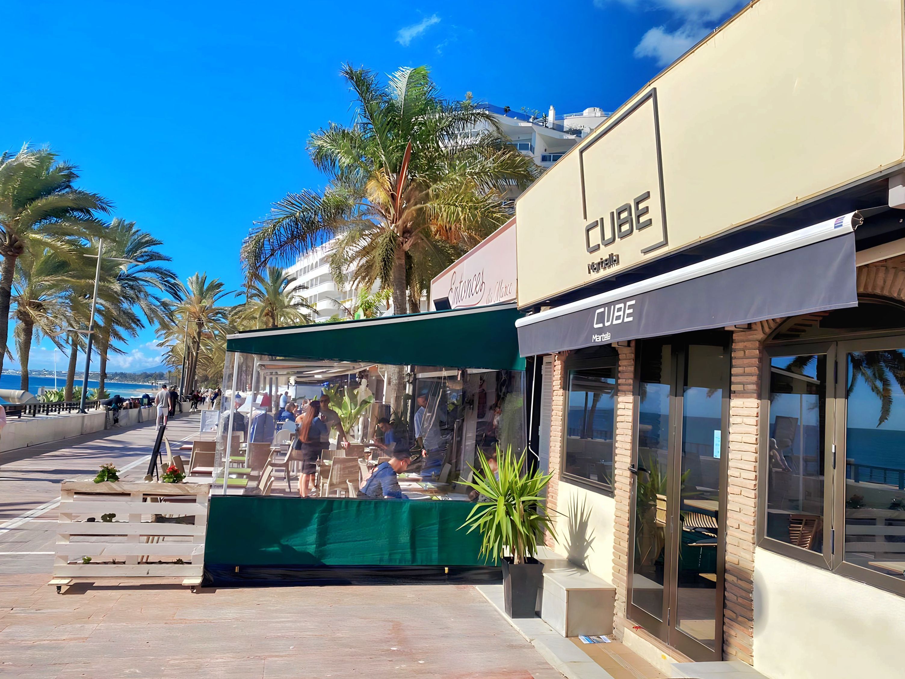 Vista exterior de Local de lloguer en Marbella amb Aire condicionat