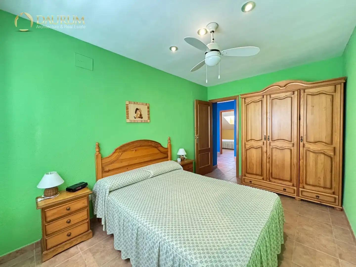 Dormitori de Casa adosada en venda en Sagunto / Sagunt amb Aire condicionat, Terrassa i Traster