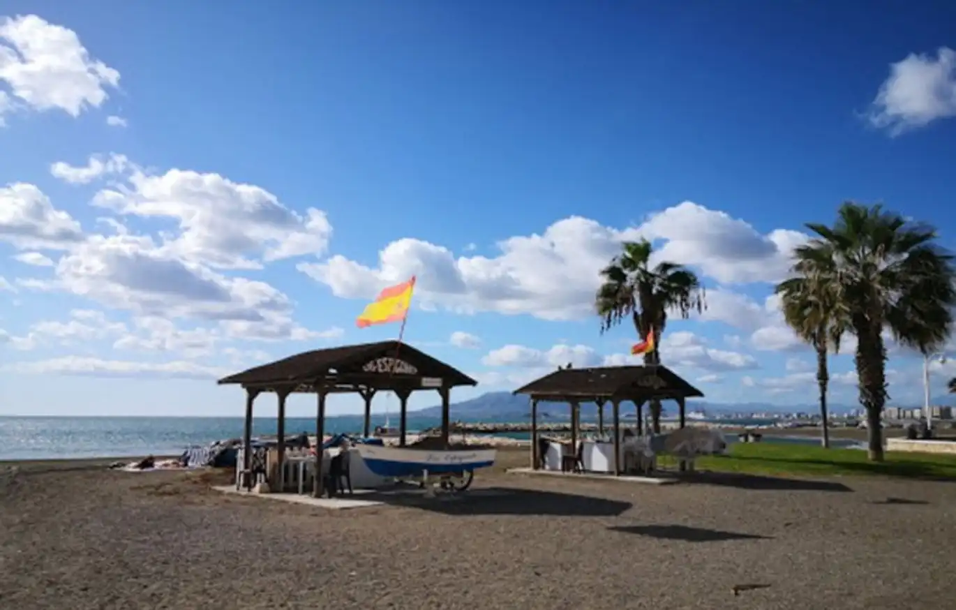 Piso en venta en Málaga con Calefacción y Terraza